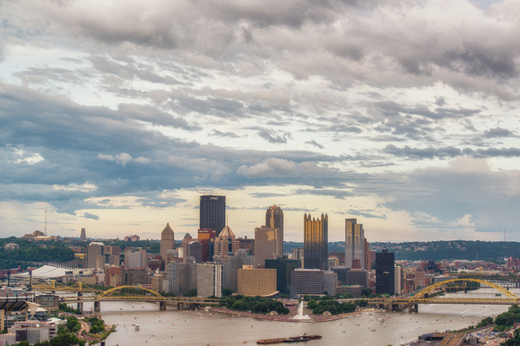 Clouds gather over the Pittsburgh skyline HDR