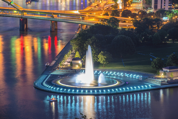 The Fountain at Point State Park in Pittsburgh at night