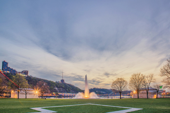 Fountain and Point State Park in Pittsburgh at sunset