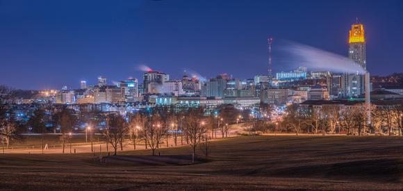 Panorama of Pittsburgh and the Cathedral of Learning from Flagstaff Hill