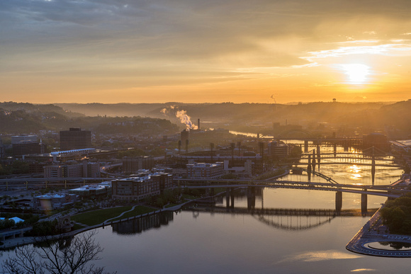 Sunrise over the Allegheny River in Pittsburgh