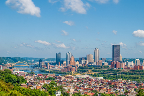 The Pittsburgh skyline from the South Side Slopes HDR