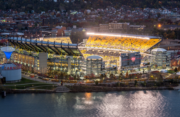 Heinz Field is lit up for the Pitt vs. Syracuse game