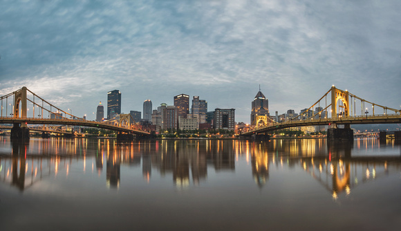 Panorama of Pittsburgh on a cloudy morning from the North Shore