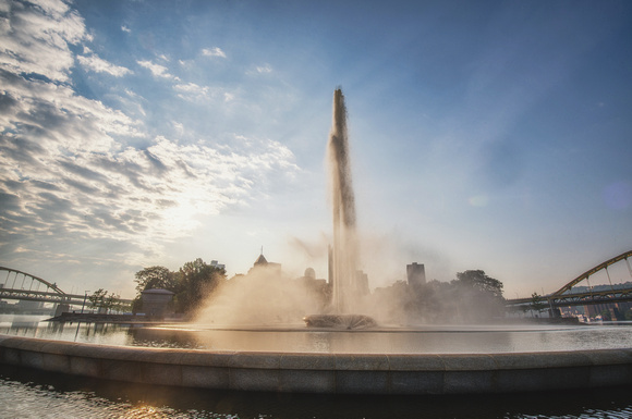 The Fountain in Point State Park at sunrise HDR