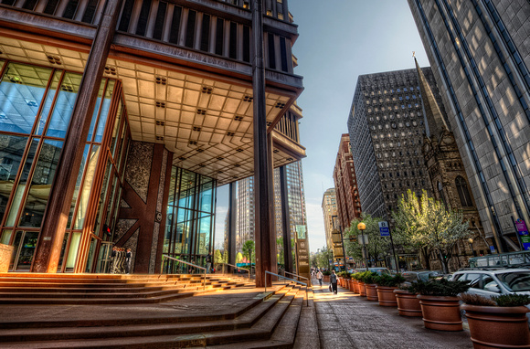 USX Tower (Steel Building) in downtown Pittsburgh HDR