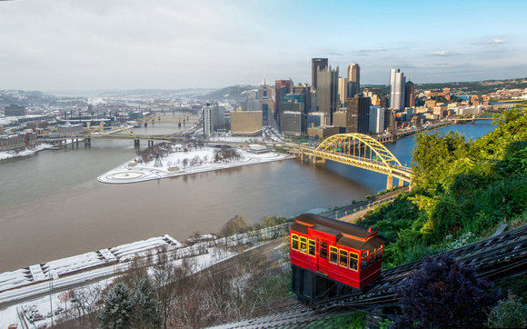 Incline rises through the change in seasons in Pittsburgh