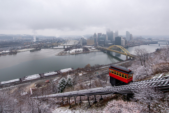 A snow PIttsburgh afternoon