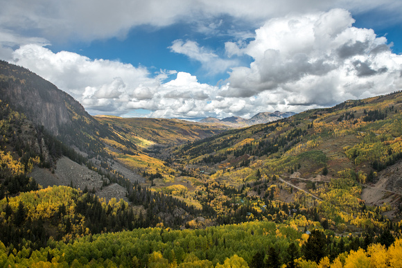 Fall colors dot the landscape near Sunshine Mountain in Colorado