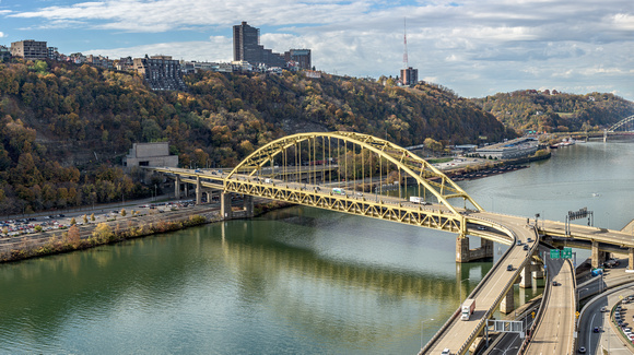 Panoramic view of the Ft. Pitt Bridge in Pittsburgh