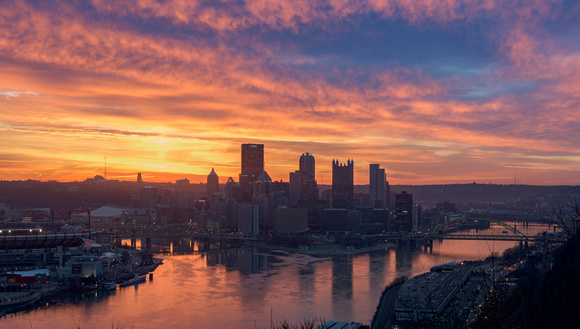Beautiful sunrise in Pittsburgh from the West End