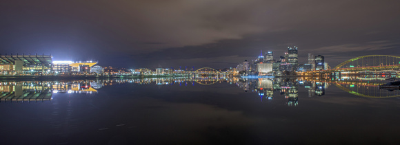Panorama of Pittsburgh and Heinz Field on still waters