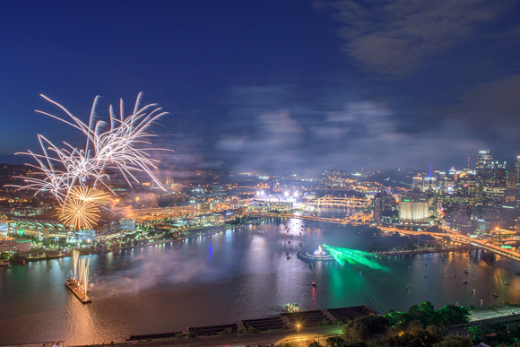 Pittsburgh Bicentennial Celebration and Fireworks - 040