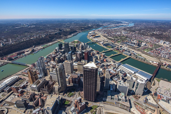 Looking over Pittsburgh from the air down the Ohio River