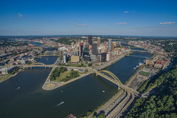 An aerial of Pittsburgh on a beautiful day