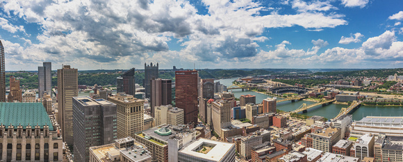 Panorama of Pittsburgh on a sunny day from the roof of the Gulf Tower