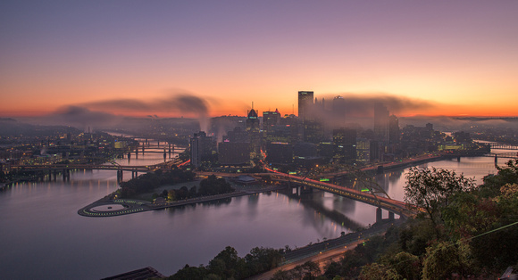 Clear skies in a long exposure of Pittsburgh at dawn