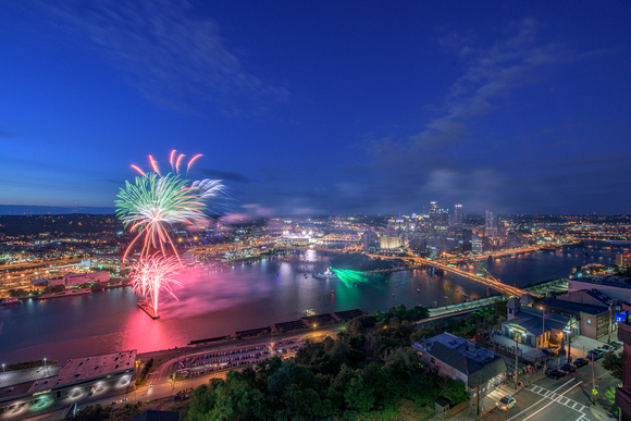 Pittsburgh Bicentennial Celebration and Fireworks - 033
