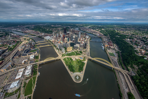 A perfect view of Pittsburgh from the air