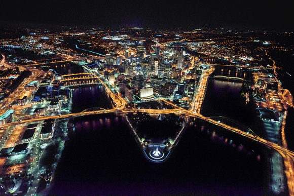 Pittsburgh skyline glows at night