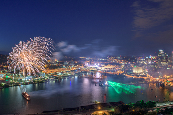 Pittsburgh Bicentennial Celebration and Fireworks - 043