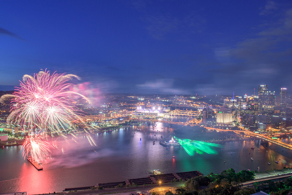 Pittsburgh Bicentennial Celebration and Fireworks - 021