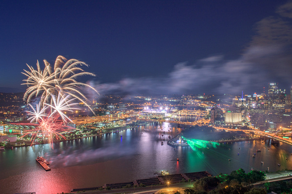 Pittsburgh Bicentennial Celebration and Fireworks - 046