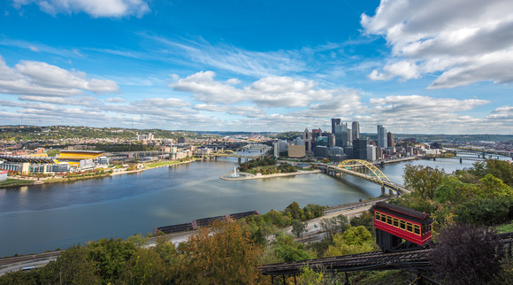 A near perfect fall morning on the Duquesne Incline in Pittsburgh