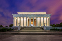 A beautiful sky backdrops the Lincoln Memorial in Washington DC