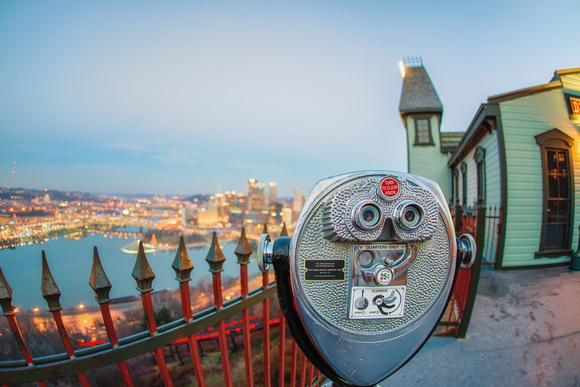 The viewfinder at the Duquesne Incline station in Pittsburgh
