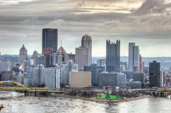 An overcast Pittsburgh from the West End Overlook HDR