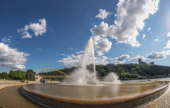 Panorama of the fountain at the Point