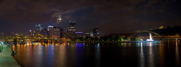 Panorama of the Pittsburgh Supermoon and Steel City skyline