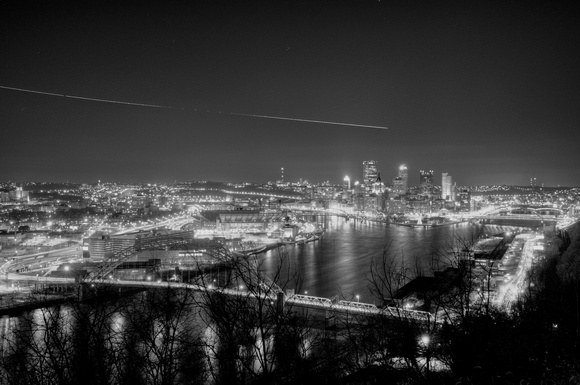 Wide angle of the Pittsburgh skyline HDR