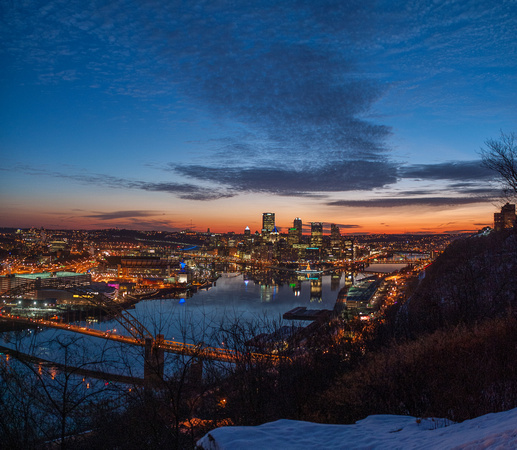 A square panorama of the Pittsburgh skyline from the West End Overlook