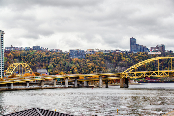 The Ft. Pitt and Ft. Duquesne Bridges in the fall in Pittsburgh
