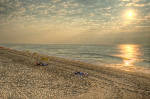 Beachgoers at Ocean City, Maryland HDR