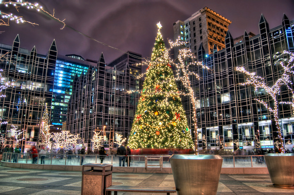 PPG Place Christmas tree HDR
