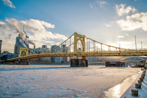 Ice along the Allegheny River and the Roberto Clemente Bridge HDR