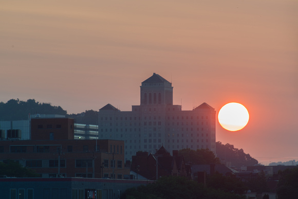 The sun rises by Allegheny General Hospital in Pittsburgh