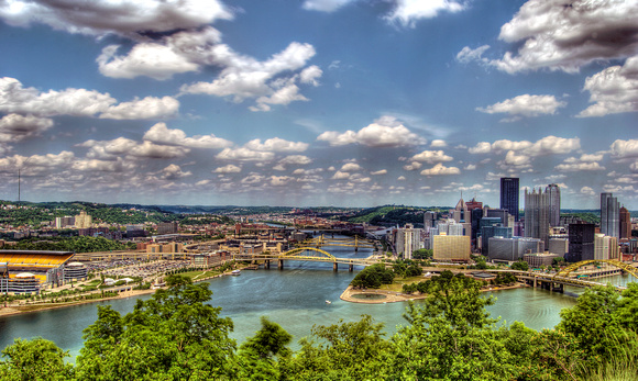 Pittsburgh skyline and the North Shore HDR