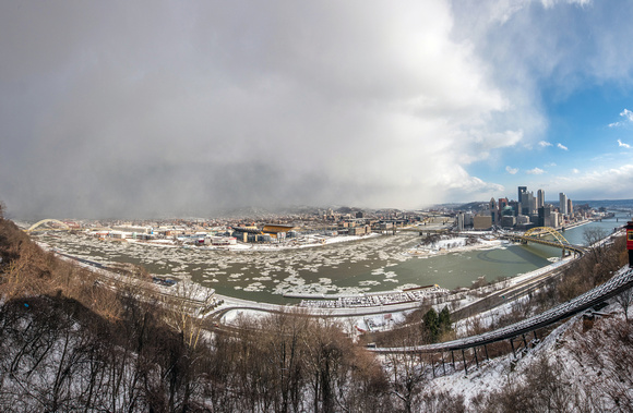 Snow squall heading into the city of Pittsburgh