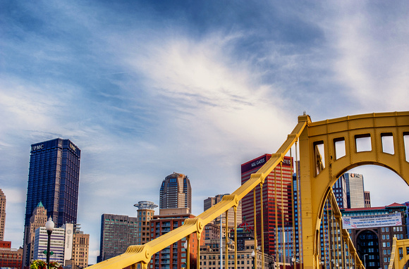 The Clemente Bridge and Pittsburgh skyline HDR