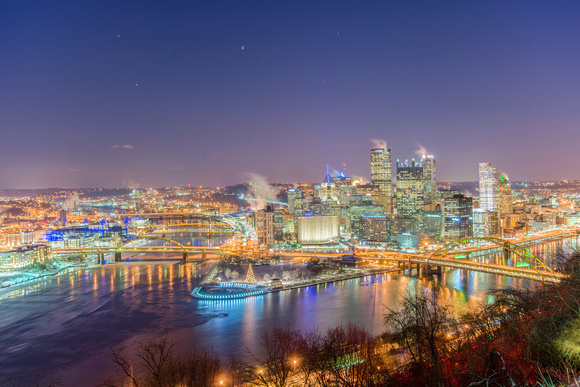 View of Pittsburgh in the winter from Mt. Washington HDR