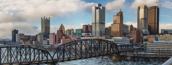 Panorama of the Pittsburgh skyline from the Liberty Bridge