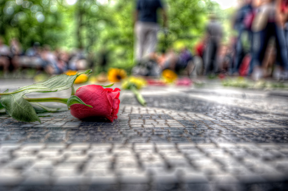 Imagine Memorial in Central Park HDR