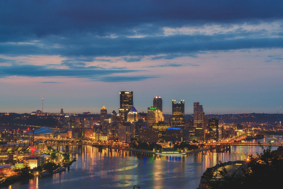 Colorful sky over the Pittsburgh from the West End Overlook at dawn