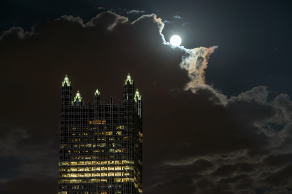 The supermoon on the edge of a cloud front in Pittsburgh