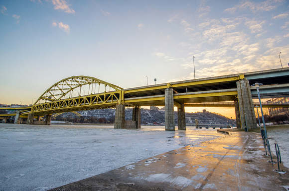 The Ft. Duquesne Bridge and ice on the Allegheny River HDR