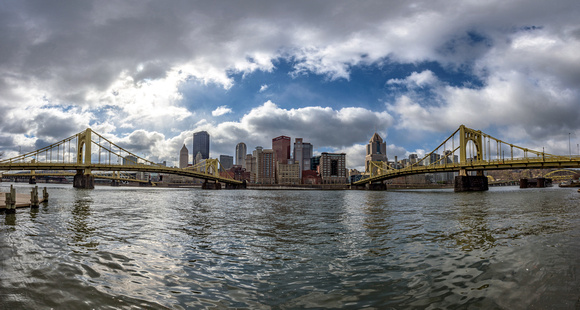 Panorama of Pittsburgh from the North Shore on a sunny day